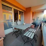 Super 2 A 6 Pers Garage Prive, Centreville, 150m, 2 Terrasses Сент-Максим